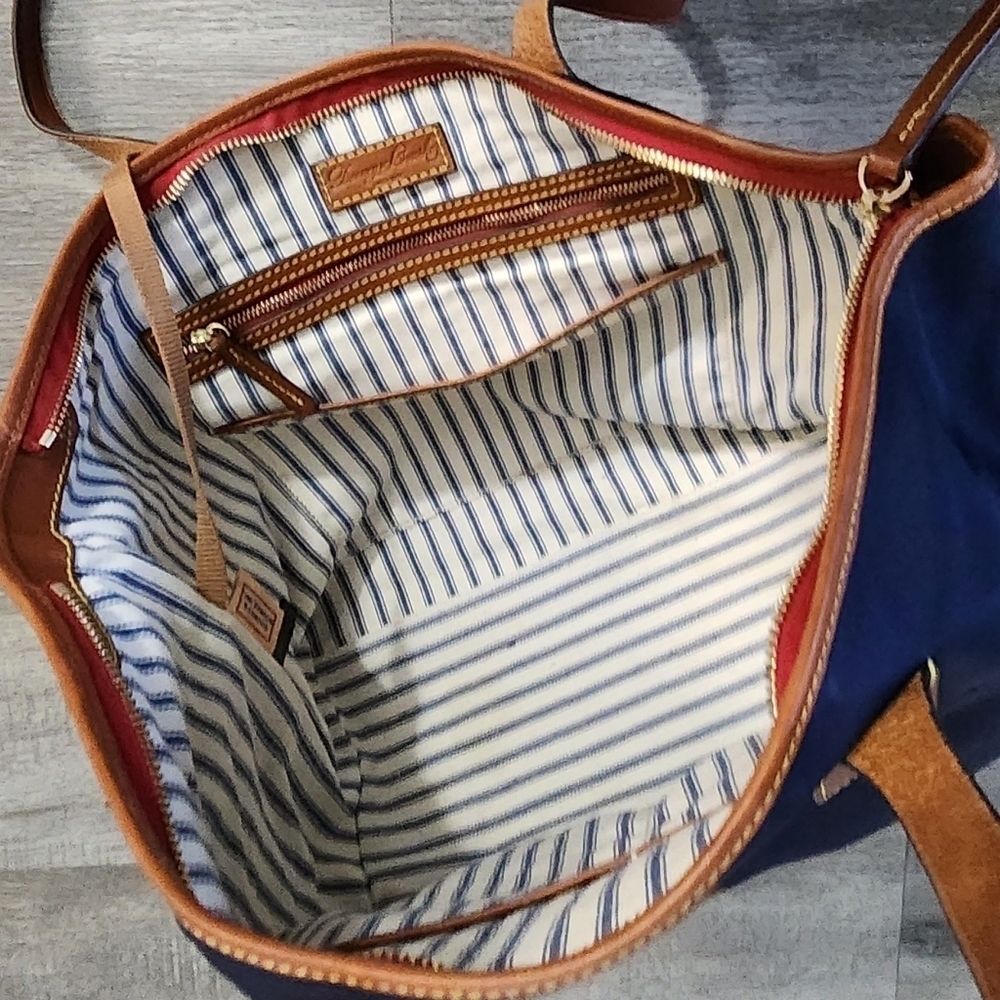 Dooney & Bourke Wayfarer Tote - Picture 8 of 11